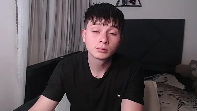 Snapshot of MathewCollin chatting on 5, 7, 2026 MathewCollin online show from 5, 7, 2026