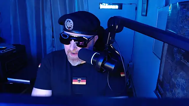 Snapshot of DerPornoPete chatting on 15, 3, 2025 DerPornoPete online show from 15, 3, 2025