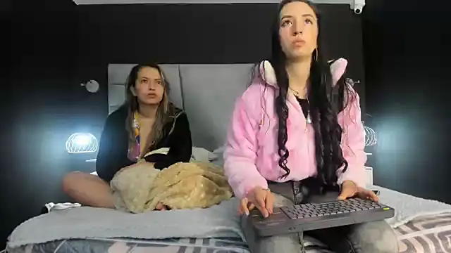 danaythamara1 online show from 22, 2, 2025