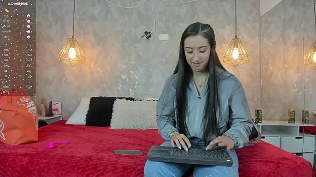 danaythamara1 online show from 14, 2, 2026