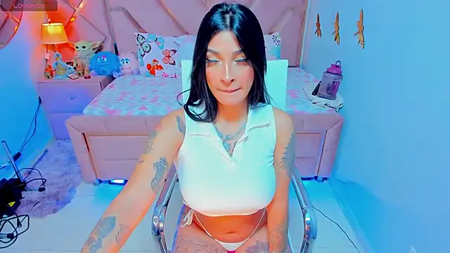 Snapshot of natalia-888 chatting on 17, 12, 2024 natalia-888 online show from 17, 12, 2024