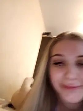 Adr1ana  online show from 11, 1, 2025