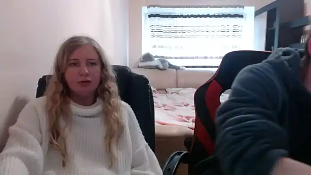 PeterAndJen online show from 6, 3, 2025