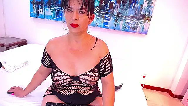 Snapshot of hornystepmommy chatting on 2, 3, 2026 hornystepmommy online show from 2, 3, 2026