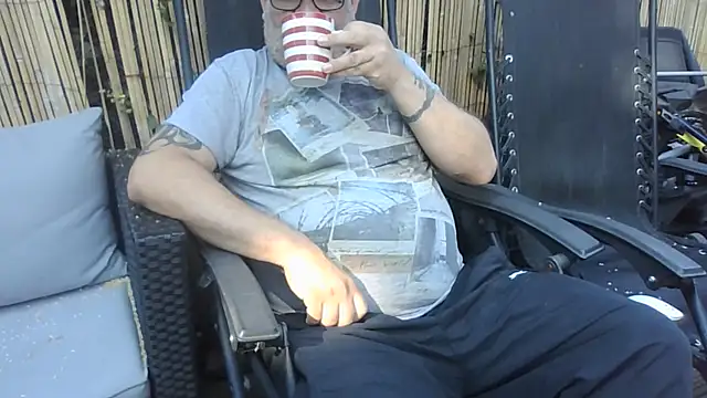 Snapshot of Naturistmale45 chatting on 9, 7, 2026 Naturistmale45 online show from 9, 7, 2026