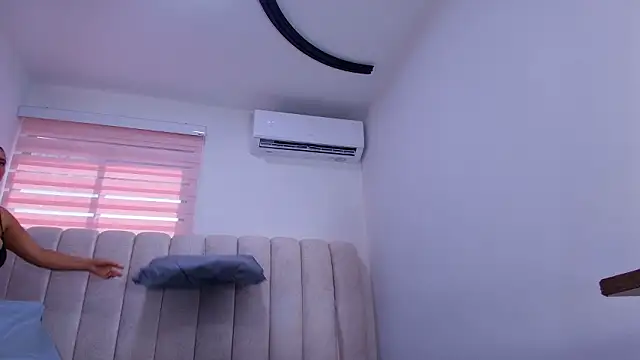 Snapshot of timkerbell_ chatting on 27, 2, 2026 timkerbell online show from 27, 2, 2026