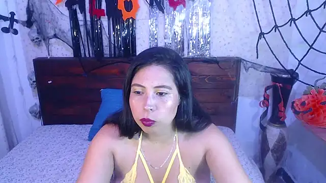 NikkieMilky online show from 15, 10, 2025