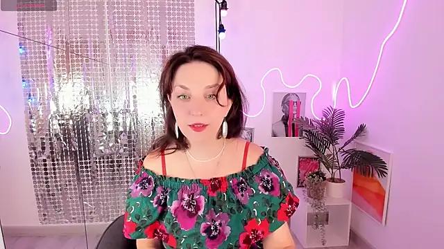 MargaretFatal online show from 19, 7, 2026