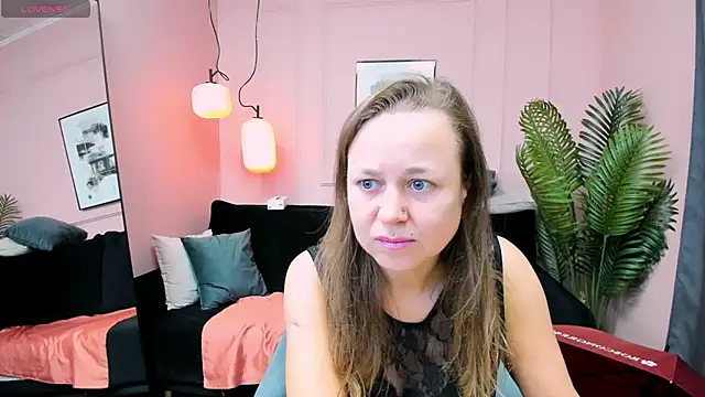 Snapshot of GabrielGold chatting on 13, 11, 2025 GabrielGold online show from 13, 11, 2025