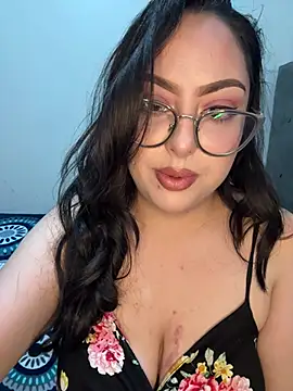 MileyGia online show from 13, 2, 2026