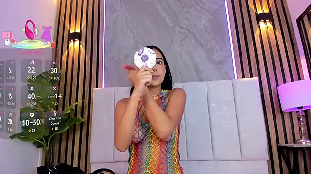 Snapshot of annngels99 chatting on 14, 12, 2025 annngels99 online show from 14, 12, 2025