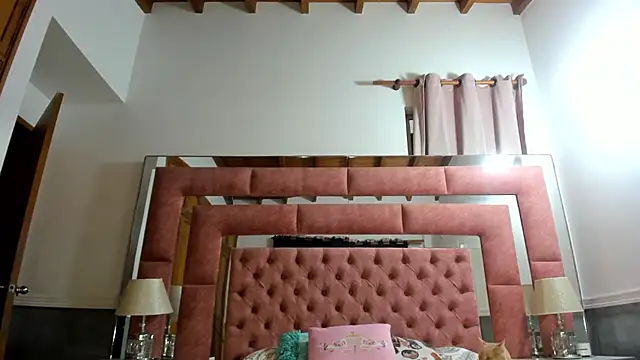 Snapshot of briana_wonder69xxx chatting on 5, 2, 2026 briana wonder69xxx online show from 5, 2, 2026