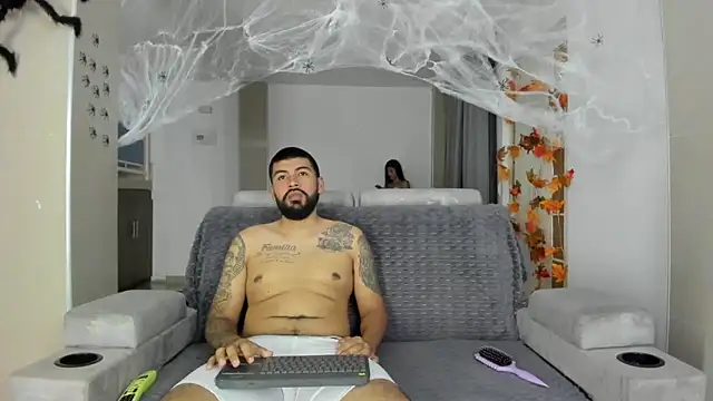 Snapshot of DulceRomance chatting on 29, 10, 2025 DulceRomance online show from 29, 10, 2025