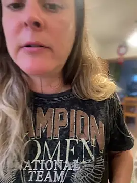 misslulipop online show from 8, 3, 2025