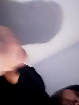 Snapshot of Dnbigo89 chatting on 18, 2, 2025 Dnbigo89 online show from 18, 2, 2025