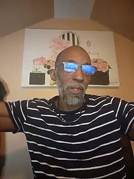 Snapshot of Lonelynudist59 chatting on 6, 5, 2026 Lonelynudist59 online show from 6, 5, 2026