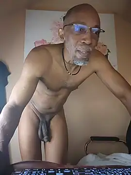 Snapshot of Lonelynudist59 chatting on 3, 6, 2026 Lonelynudist59 online show from 3, 6, 2026