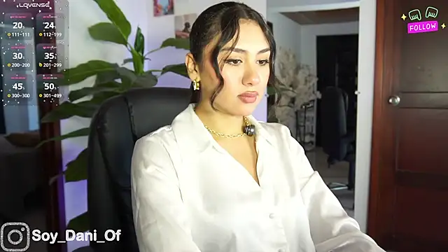 Snapshot of Ambar_pe_ chatting on 21, 9, 2025 Ambar pe online show from 21, 9, 2025