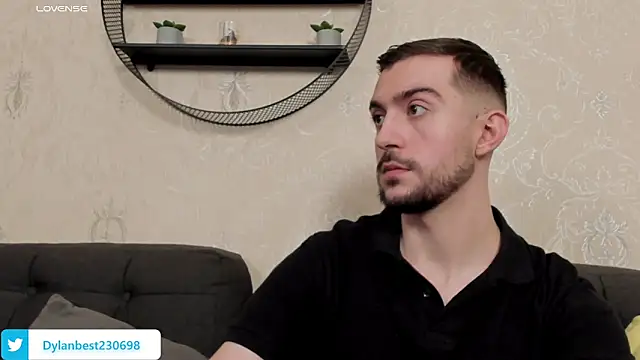 Snapshot of Dylan_Best chatting on 12, 2, 2026 Dylan Best online show from 12, 2, 2026