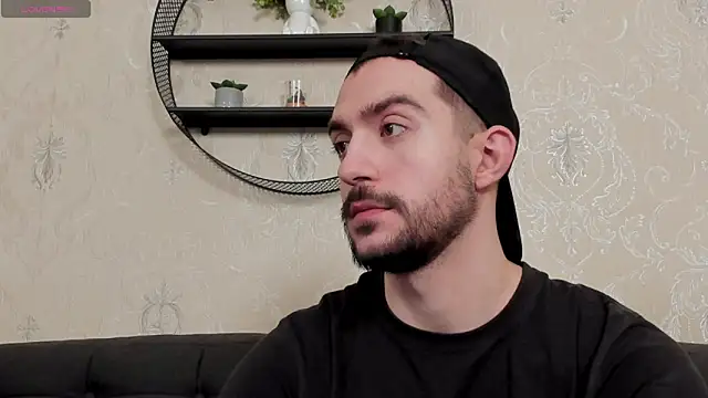 Snapshot of Dylan_Best chatting on 24, 2, 2026 Dylan Best online show from 24, 2, 2026