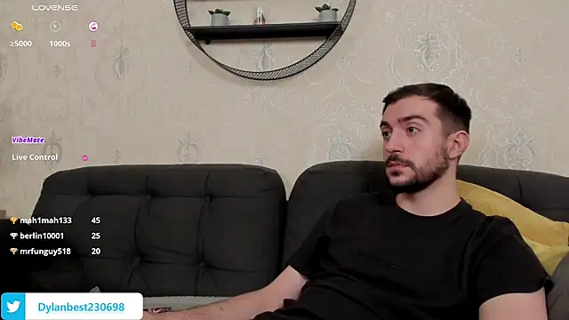 Snapshot of Dylan_Best chatting on 2, 3, 2026 Dylan Best online show from 2, 3, 2026