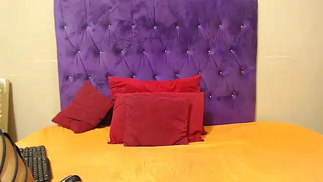 Snapshot of EBONYBUSTYY chatting on 23, 7, 2026 EBONYBUSTYY online show from 23, 7, 2026