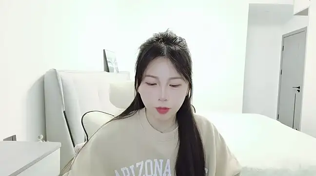 Sunset glow online show from 13, 1, 2025