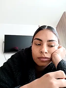 Snapshot of Ivanna2 chatting on 5, 5, 2026 Ivanna2 online show from 5, 5, 2026