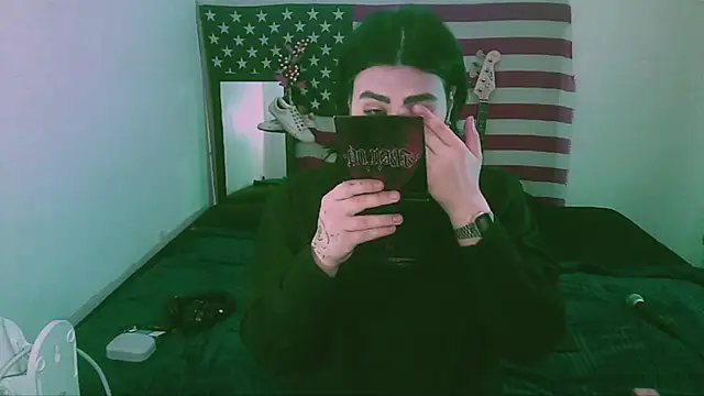 sademobeer online show from 25, 7, 2026