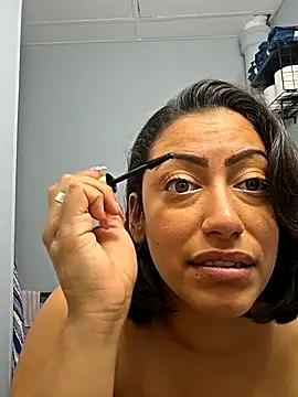 Nikkierosee online show from 17, 9, 2025