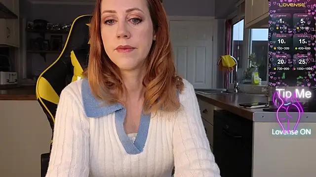 Snapshot of stripmequick chatting on 6, 2, 2026 stripmequick online show from 6, 2, 2026