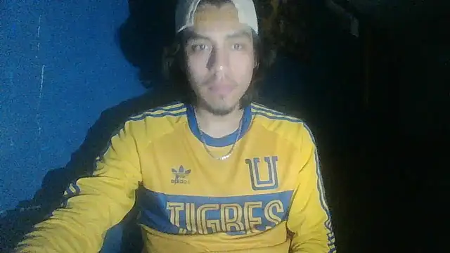 Snapshot of AlexAlejandro13 chatting on 16, 10, 2025 AlexAlejandro13 online show from 16, 10, 2025