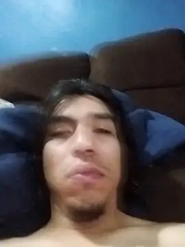 AlexAlejandro13 online show from 31, 5, 2026