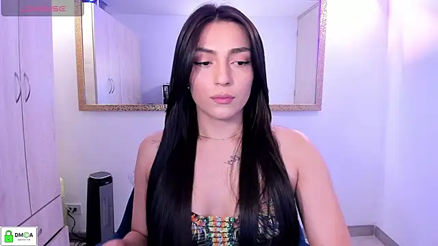 EricaVanderhill online show from 5, 4, 2026