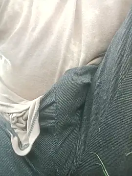 FinableKnee online show from 3, 10, 2025