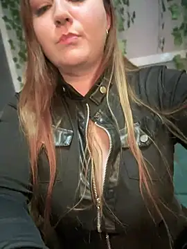 CandyShoopp online show from 26, 1, 2025