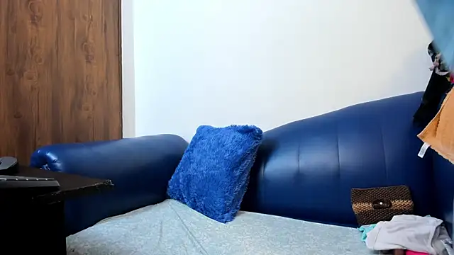 Mature Skinny online show from 6, 1, 2026