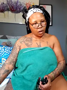 PearlSexxy69 online show from 12, 3, 2025