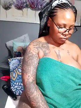 PearlSexxy69 online show from 14, 3, 2025