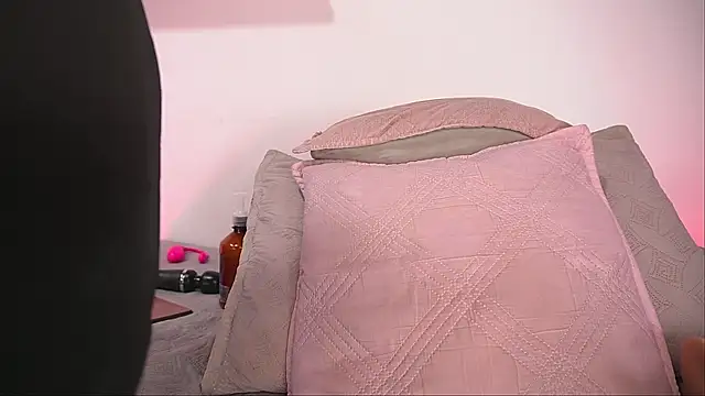 sofi decker online show from 11, 9, 2025