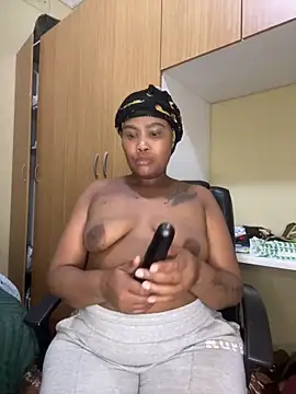 Snapshot of BADFATASS85 chatting on 21, 6, 2026 BADFATASS85 online show from 21, 6, 2026