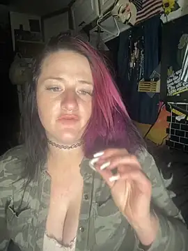 Snapshot of 1-800-FUCKYOU chatting on 6, 1, 2025 1-800-FUCKYOU online show from 6, 1, 2025