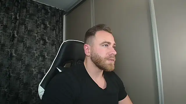 Snapshot of Thori92 chatting on 7, 12, 2024 Thori92 online show from 7, 12, 2024