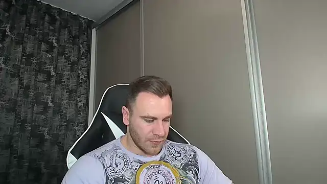 Snapshot of Thori92 chatting on 17, 1, 2025 Thori92 online show from 17, 1, 2025
