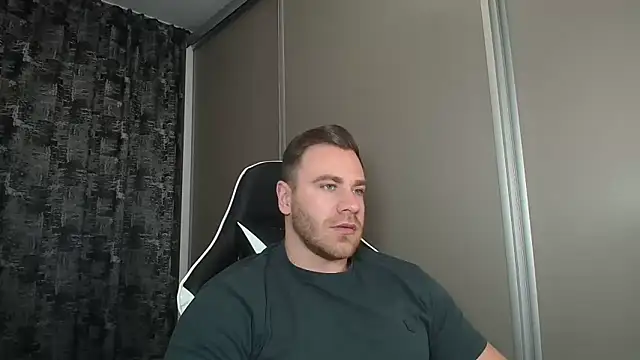 Snapshot of Thori92 chatting on 19, 1, 2025 Thori92 online show from 19, 1, 2025