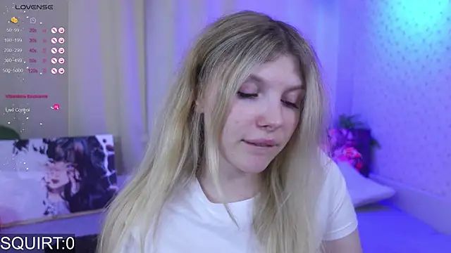 Snapshot of _aleksa_ chatting on 8, 10, 2025 aleksa online show from 8, 10, 2025