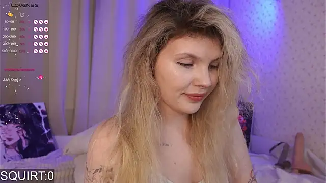 Snapshot of _aleksa_ chatting on 11, 11, 2025 aleksa online show from 11, 11, 2025