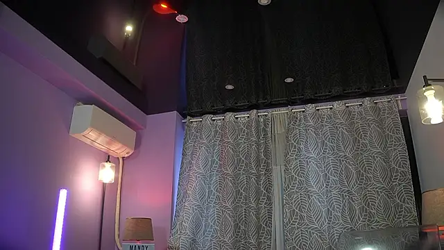 Snapshot of mandypeas chatting on 14, 2, 2026 mandypeas online show from 14, 2, 2026