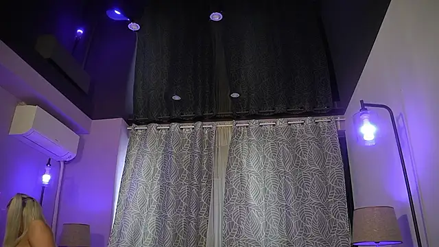 Snapshot of mandypeas chatting on 3, 3, 2026 mandypeas online show from 3, 3, 2026