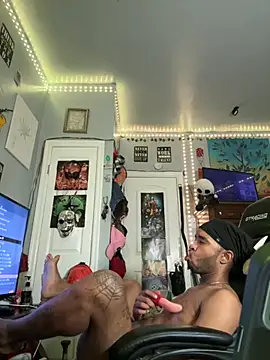 Snapshot of spideyzaddy chatting on 19, 9, 2025 spideyzaddy online show from 19, 9, 2025